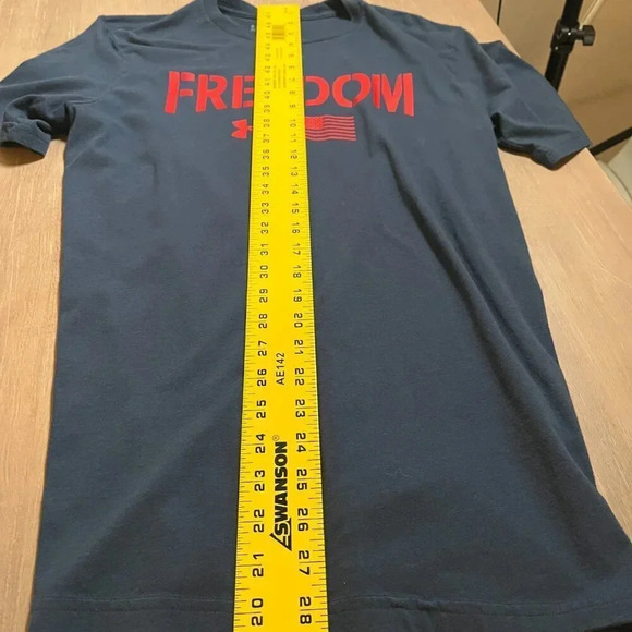 Men’s Under Armor Freedom Short Sleeve Tee Shirt Size Medium - Picture 5 of 8